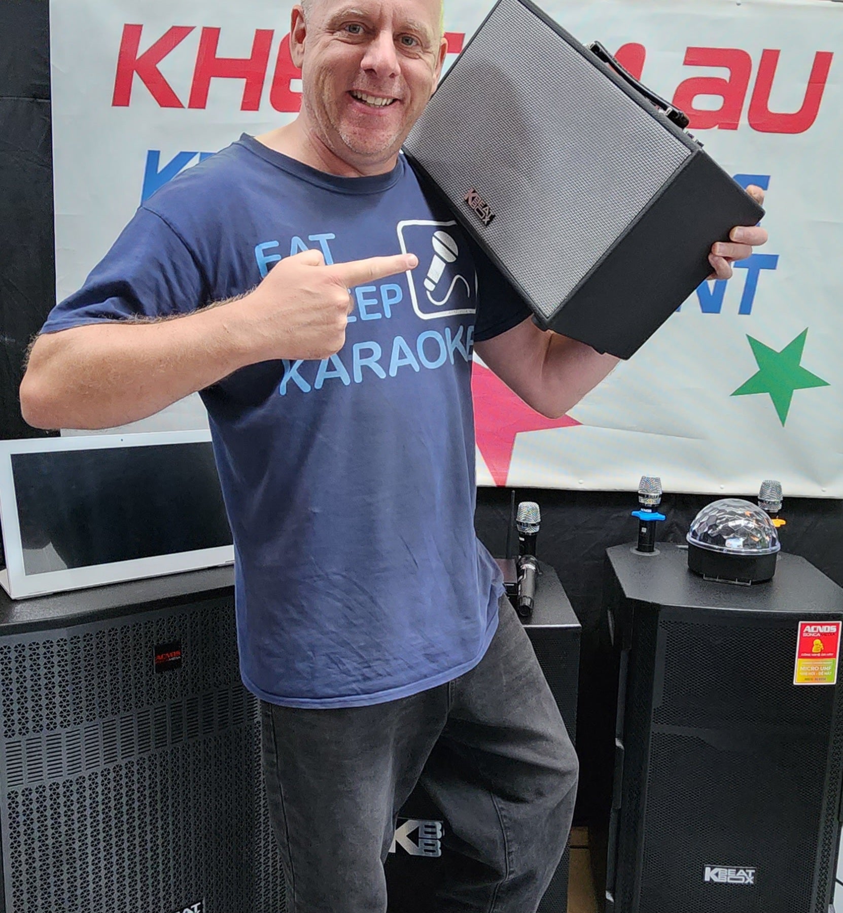 This small Karaoke Speaker packs an epic punch! The KBEATBOX CS-200PU has arrived! - Karaoke Home Entertainment